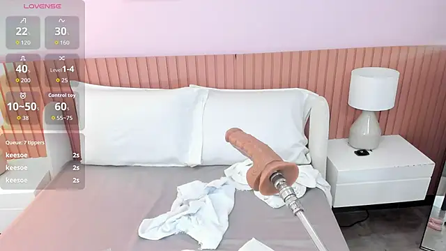 Snapshot of katia_expensive chatting on October 1, 11:38 am katia expensive online show from October 1, 11:38 am