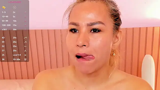 Snapshot of katia_expensive chatting on November 14, 11:31 am katia expensive online show from November 14, 11:31 am