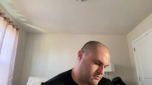 SluggishChase99 online show from March 18, 9:32 pm