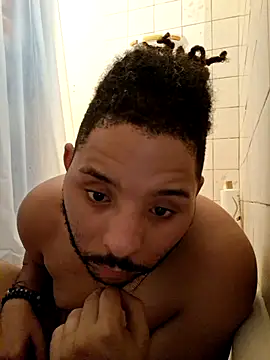 Snapshot of Dj-yefri-pauta chatting on October 13, 6:41 pm Dj-yefri-pauta online show from October 13, 6:41 pm