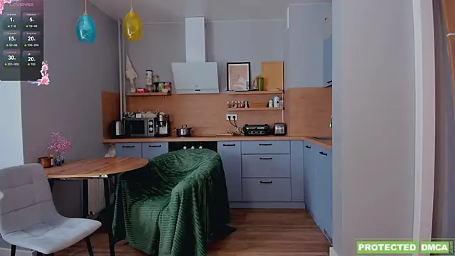  Lora Palmer online show from March 31, 8:48 am