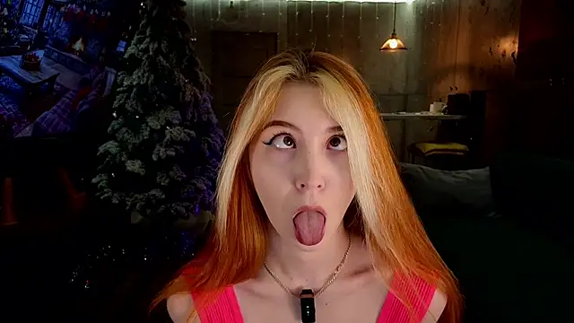 Snapshot of izi-fox chatting on December 15, 3:09 pm izi-fox online show from December 15, 3:09 pm