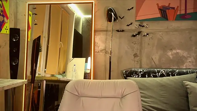Snapshot of izi-fox chatting on February 7, 6:34 pm izi-fox online show from February 7, 6:34 pm