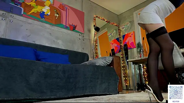 izi-fox online show from March 12, 5:08 pm