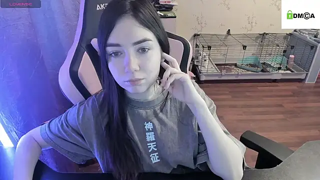 Snapshot of Crazy_forest_fairy chatting on February 14, 5:51 am Crazy forest fairy online show from February 14, 5:51 am