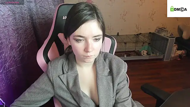 Snapshot of Crazy_forest_fairy chatting on November 26, 11:17 pm Crazy forest fairy online show from November 26, 11:17 pm