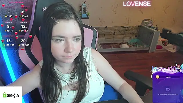 Snapshot of Crazy_forest_fairy chatting on January 11, 11:21 pm Crazy forest fairy online show from January 11, 11:21 pm