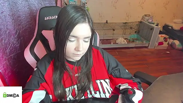 Snapshot of Crazy_forest_fairy chatting on January 16, 2:26 am Crazy forest fairy online show from January 16, 2:26 am