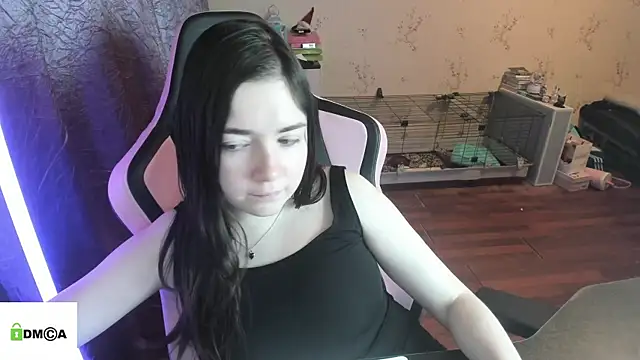 Snapshot of Crazy_forest_fairy chatting on March 5, 7:10 pm Crazy forest fairy online show from March 5, 7:10 pm