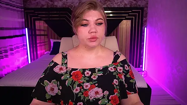 GabbieJay online show from June 29, 12:49 pm