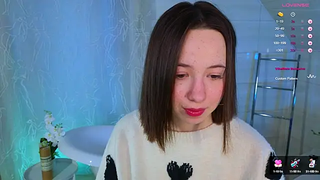 Snapshot of Hayle_Hill chatting on March 10, 5:33 am Hayle Hill online show from March 10, 5:33 am