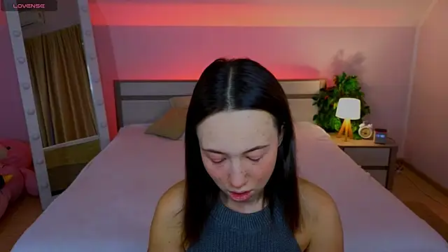 Snapshot of Hayle_Hill chatting on November 11, 1:38 am Hayle Hill online show from November 11, 1:38 am