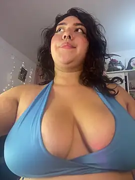 Snapshot of scarlett_queen56 chatting on January 13, 3:12 am scarlett queen56 online show from January 13, 3:12 am