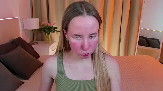 Cassie Kelman online show from February 23, 3:13 am