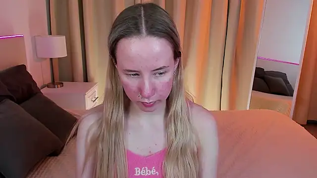 Cassie Kelman online show from February 27, 11:59 pm