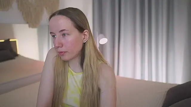 Cassie Kelman online show from March 3, 8:43 pm