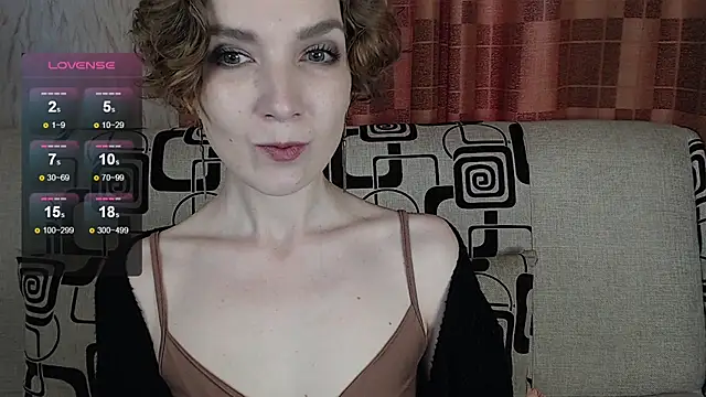 Snapshot of TinaWince chatting on May 14, 5:03 am TinaWince online show from May 14, 5:03 am