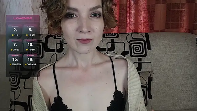 Snapshot of TinaWince chatting on May 21, 5:03 am TinaWince online show from May 21, 5:03 am