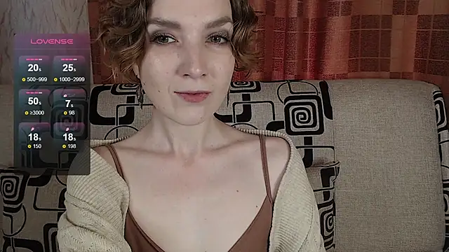 Snapshot of TinaWince chatting on May 22, 5:03 am TinaWince online show from May 22, 5:03 am