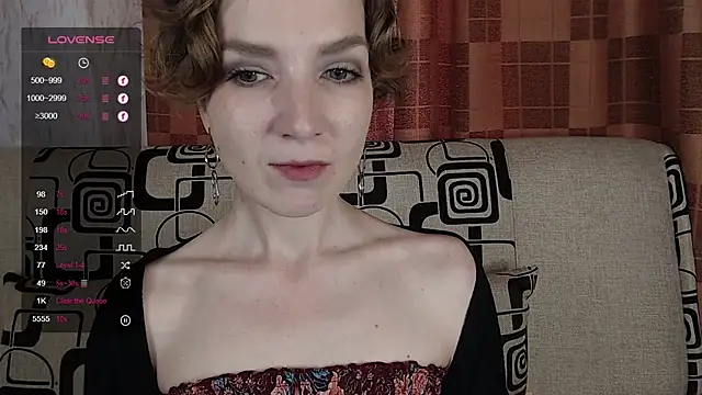 Snapshot of TinaWince chatting on June 12, 4:55 am TinaWince online show from June 12, 4:55 am