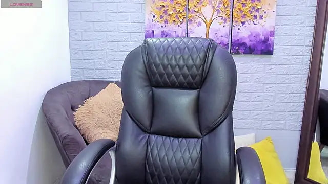 Snapshot of _alaiasmile_ chatting on September 27, 7:19 pm alaiasmile online show from September 27, 7:19 pm