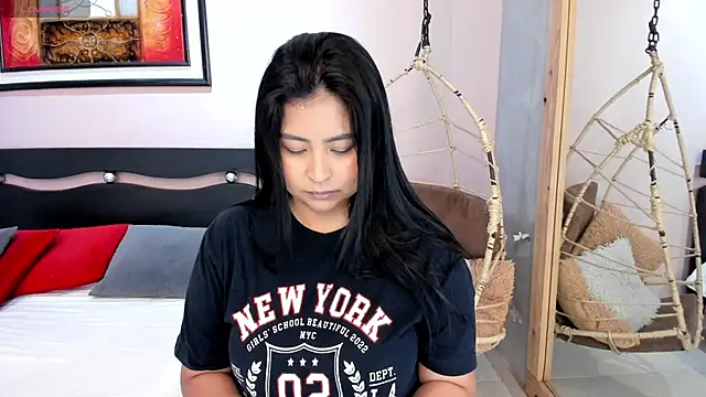 Snapshot of _alaiasmile_ chatting on June 28, 5:30 pm alaiasmile online show from June 28, 5:30 pm