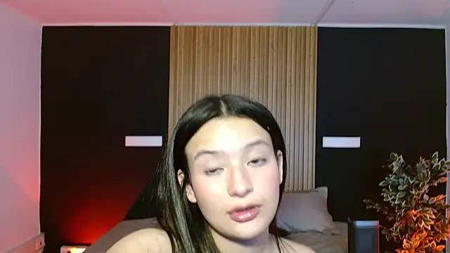 Snapshot of dafne_bss chatting on January 17, 8:24 am dafne bss online show from January 17, 8:24 am