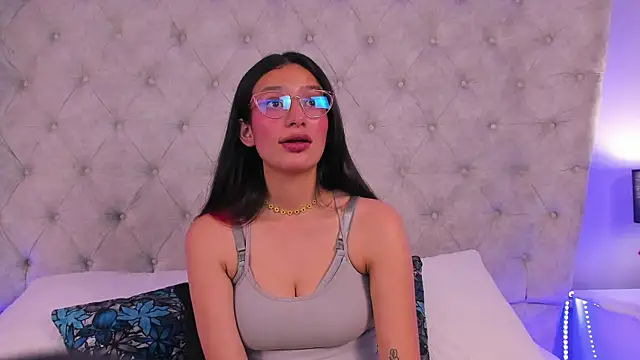 dafne bss online show from August 3, 9:04 am
