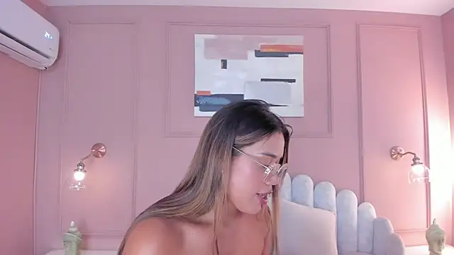 mara brooks online show from March 9, 7:05 pm