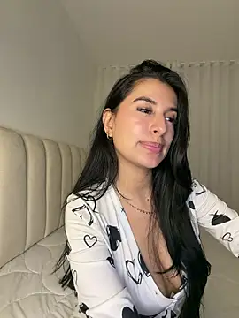 Snapshot of Naughty_arabs chatting on December 13, 10:37 pm Naughty arabs online show from December 13, 10:37 pm