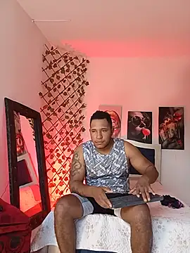 Snapshot of ARTHUR_MINI chatting on July 6, 7:05 pm ARTHUR MINI online show from July 6, 7:05 pm