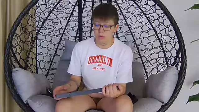 alex noa online show from November 1, 8:33 pm