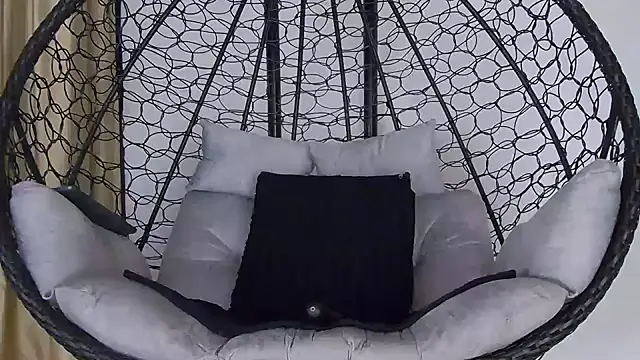 alex noa online show from December 5, 7:21 pm