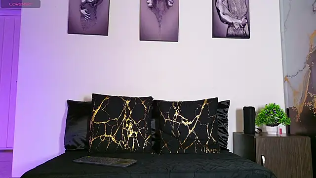 alex noa online show from August 1, 7:24 pm