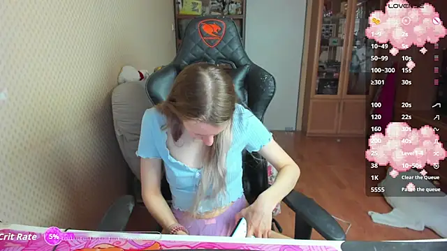 Snapshot of cutieMila chatting on November 24, 6:13 am cutieMila online show from November 24, 6:13 am