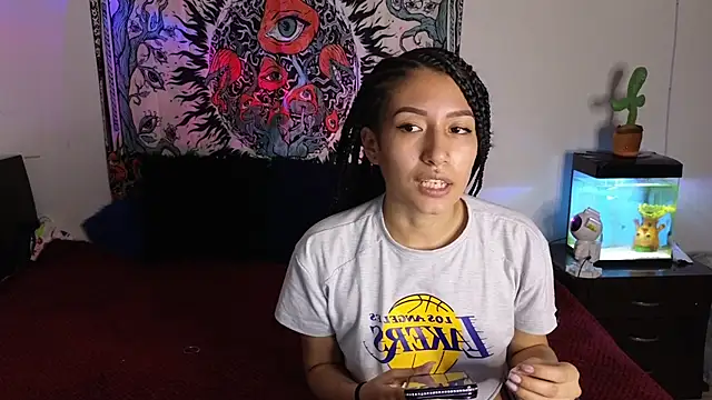 tony and sophia online show from February 5, 11:53 pm