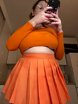 Snapshot of Teya_moon_ chatting on October 28, 7:27 pm Teya moon  online show from October 28, 7:27 pm