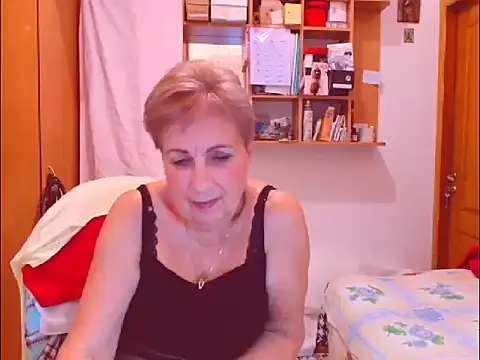 Snapshot of Victoria5643 chatting on September 24, 7:39 pm Victoria5643 online show from September 24, 7:39 pm