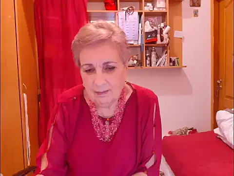 Snapshot of Victoria5643 chatting on November 12, 6:52 pm Victoria5643 online show from November 12, 6:52 pm