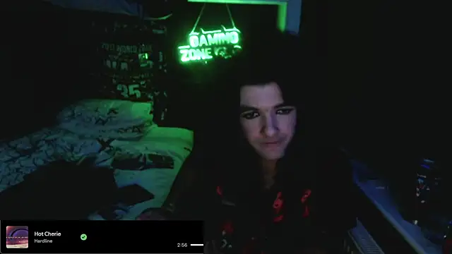 Rocker Assassin66630 online show from October 12, 4:00 am