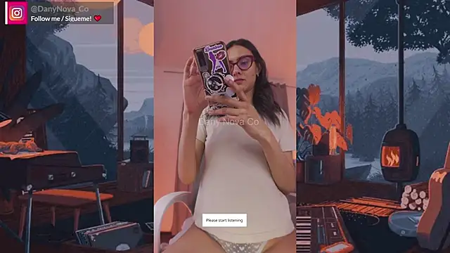 DanyNova Co online show from February 6, 9:06 pm