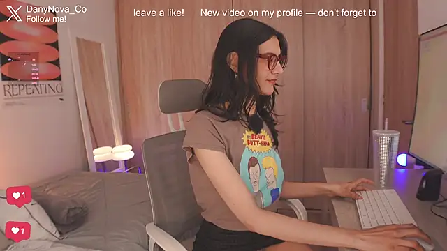 DanyNova Co online show from June 30, 9:38 pm