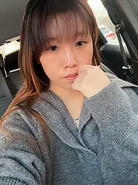 Snapshot of linko12334 chatting on January 5, 9:15 am linko12334 online show from January 5, 9:15 am