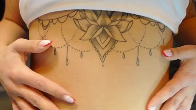 carla italian online show from December 16, 12:27 pm