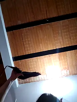 Snapshot of Sofia_Queen17 chatting on February 19, 10:45 am Sofia Queen17 online show from February 19, 10:45 am