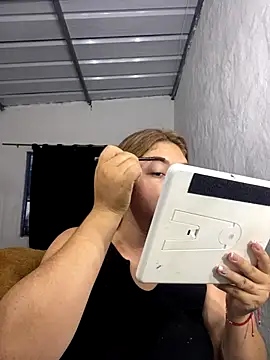 Snapshot of Sofia_Queen17 chatting on October 4, 10:46 am Sofia Queen17 online show from October 4, 10:46 am