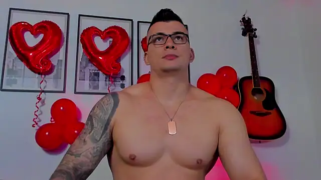 seancarreraa online show from February 14, 4:15 pm