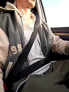 Zeefy online show from March 8, 3:35 pm