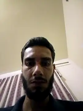 jhon01000 online show from April 14, 3:34 am