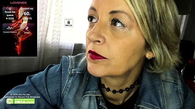 KARINASPALACIOS online show from March 17, 10:29 am